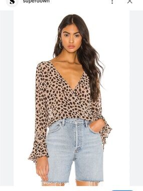 Superdown Madeline Surplice Top
